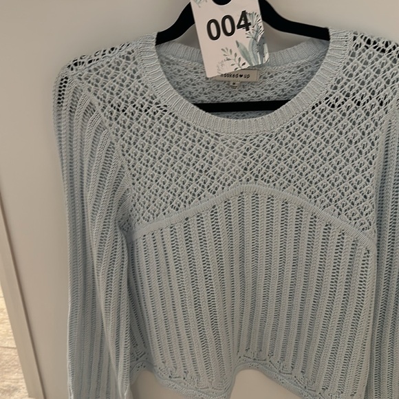 Woman’s #4 - Picture 3 of 6